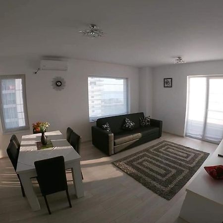 Apartament De Lux Mamaia Nord Екстериор снимка