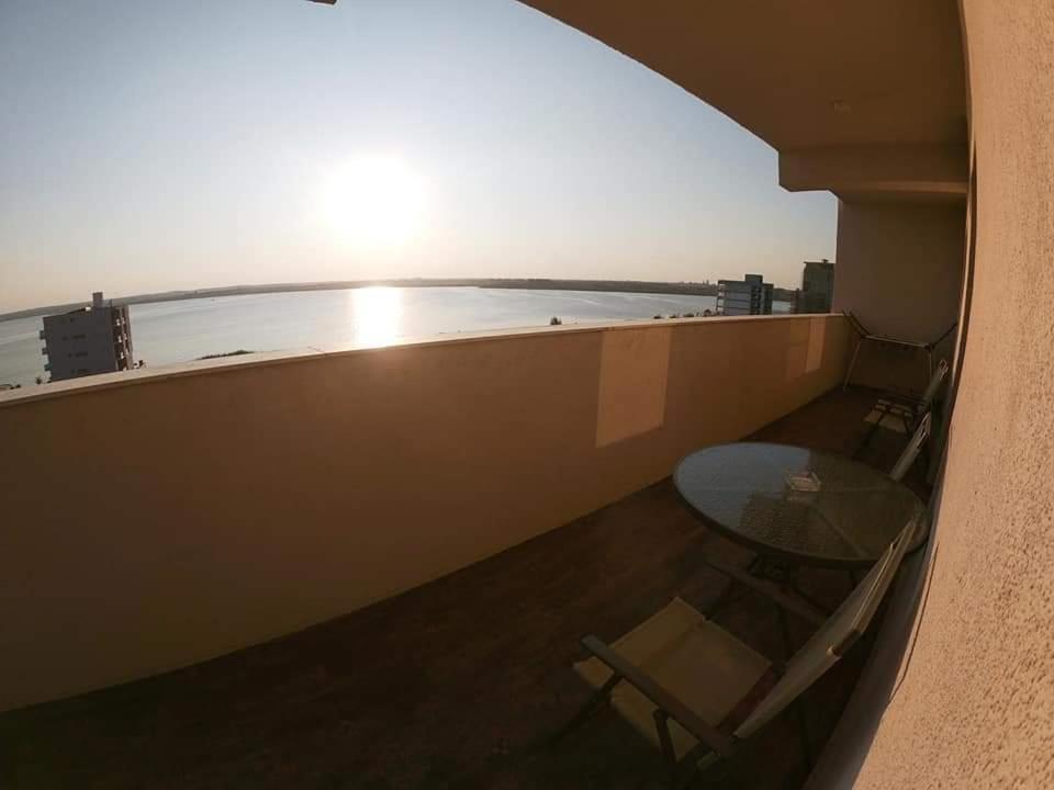 Apartament De Lux Mamaia Nord Екстериор снимка